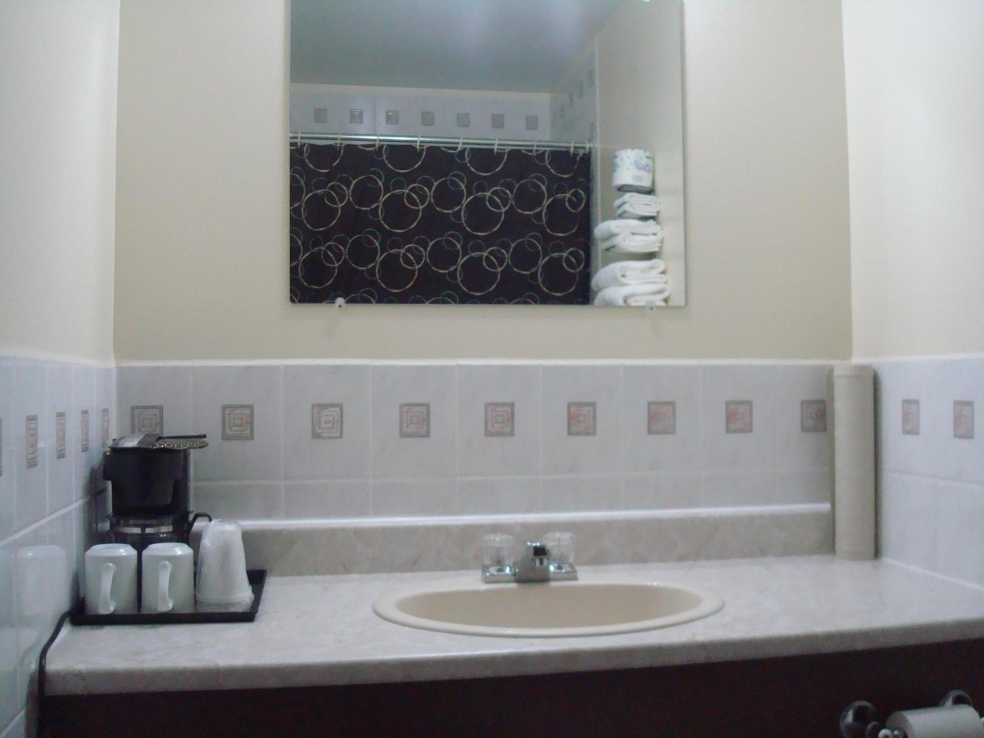 River Mist Inn Sturgeon Falls Ngoại thất bức ảnh