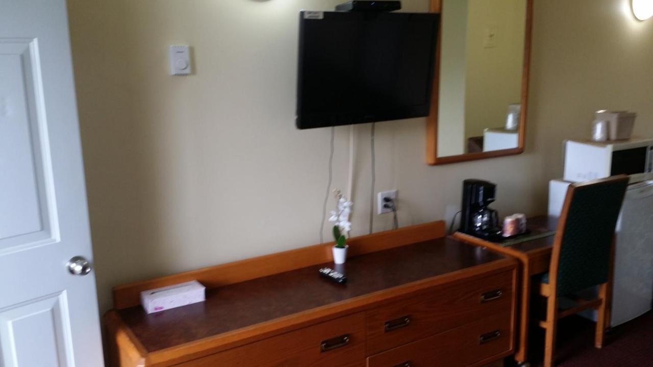 River Mist Inn Sturgeon Falls Ngoại thất bức ảnh