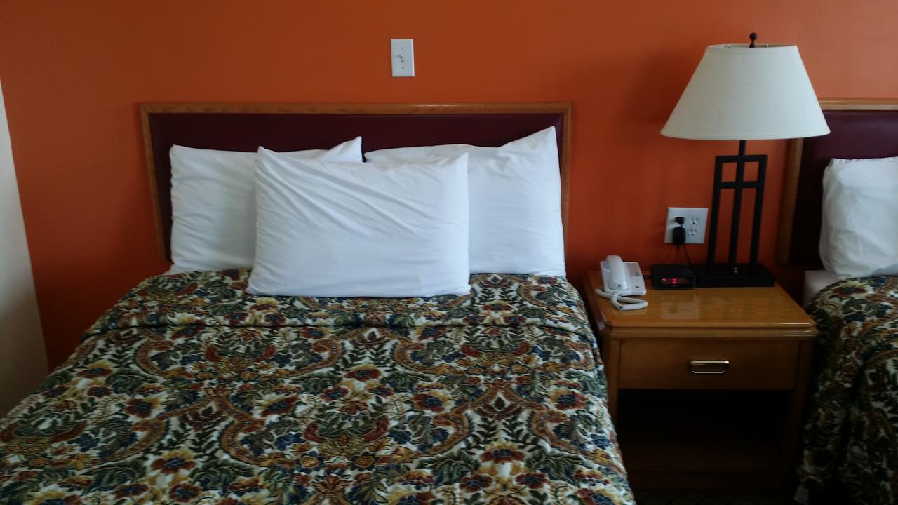 River Mist Inn Sturgeon Falls Ngoại thất bức ảnh