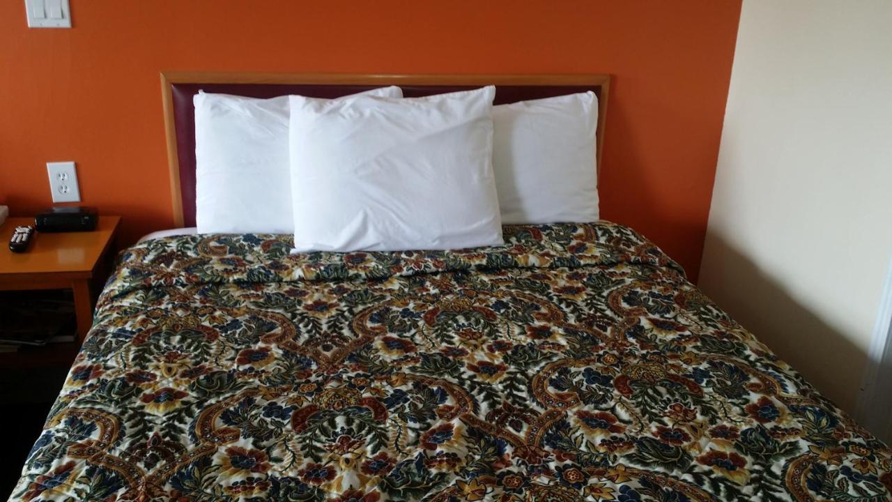 River Mist Inn Sturgeon Falls Ngoại thất bức ảnh