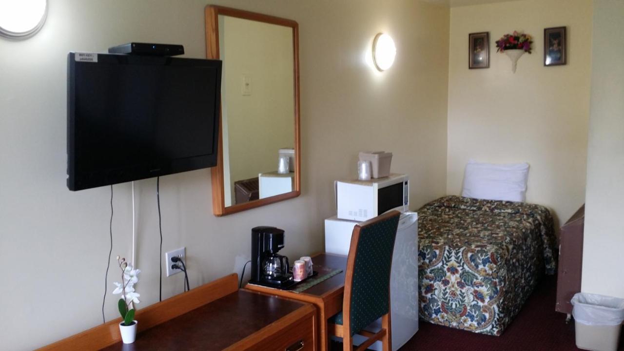 River Mist Inn Sturgeon Falls Ngoại thất bức ảnh