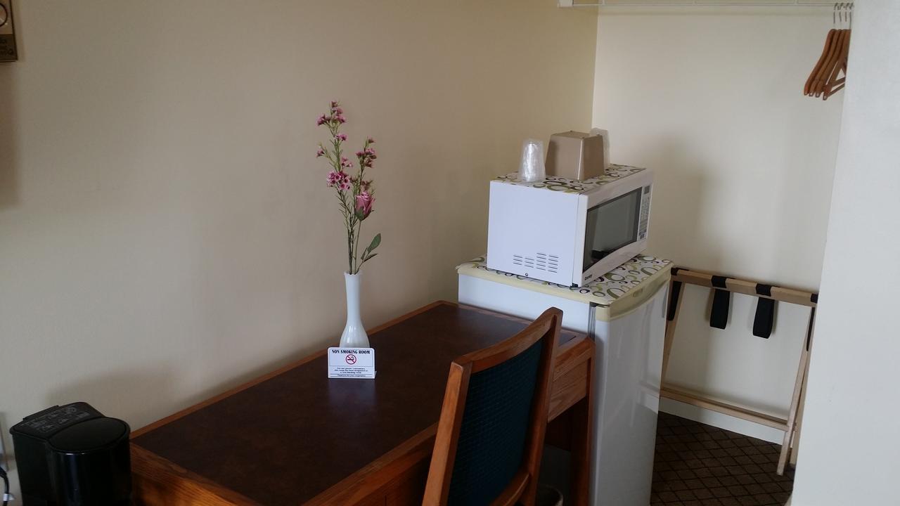 River Mist Inn Sturgeon Falls Ngoại thất bức ảnh