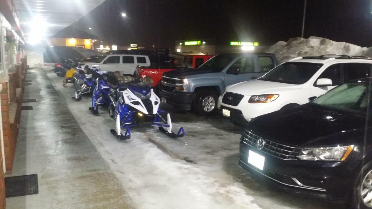 River Mist Inn Sturgeon Falls Ngoại thất bức ảnh