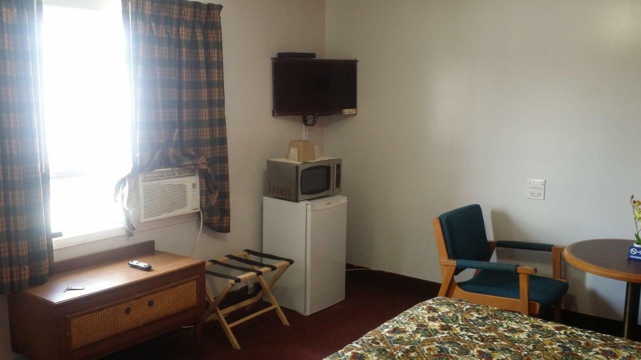 River Mist Inn Sturgeon Falls Ngoại thất bức ảnh