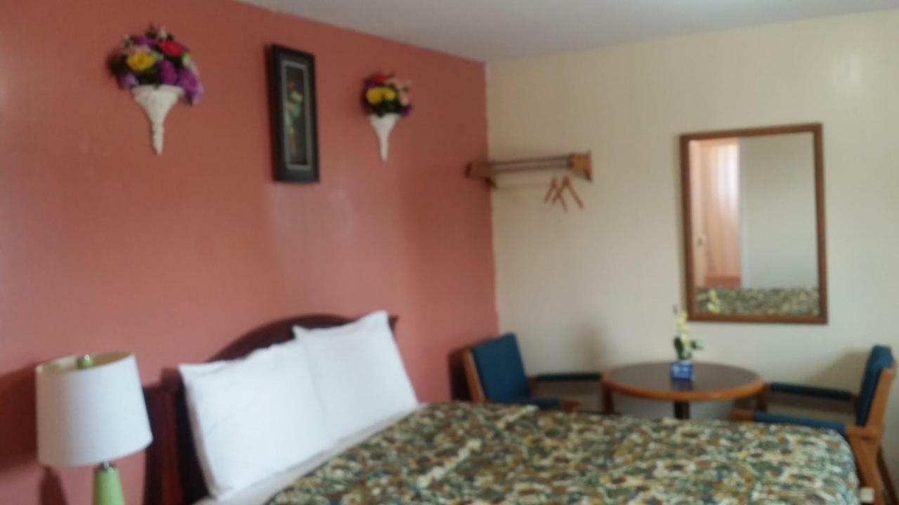 River Mist Inn Sturgeon Falls Ngoại thất bức ảnh