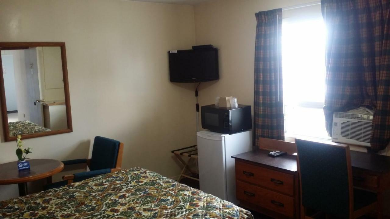 River Mist Inn Sturgeon Falls Ngoại thất bức ảnh