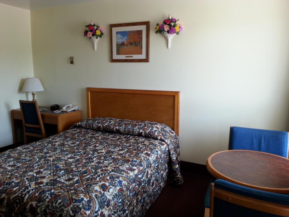 River Mist Inn Sturgeon Falls Ngoại thất bức ảnh